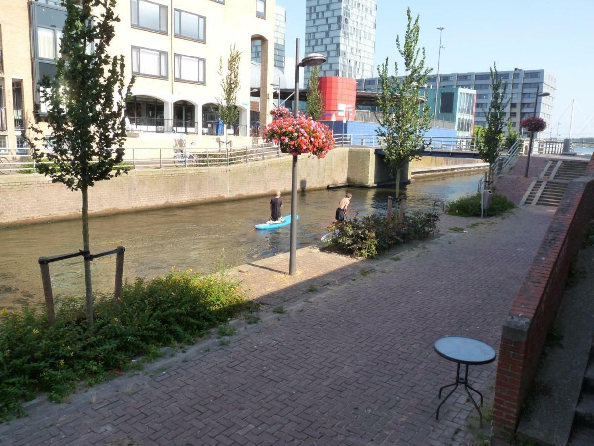 Bij Paul In Almere Bagian luar foto